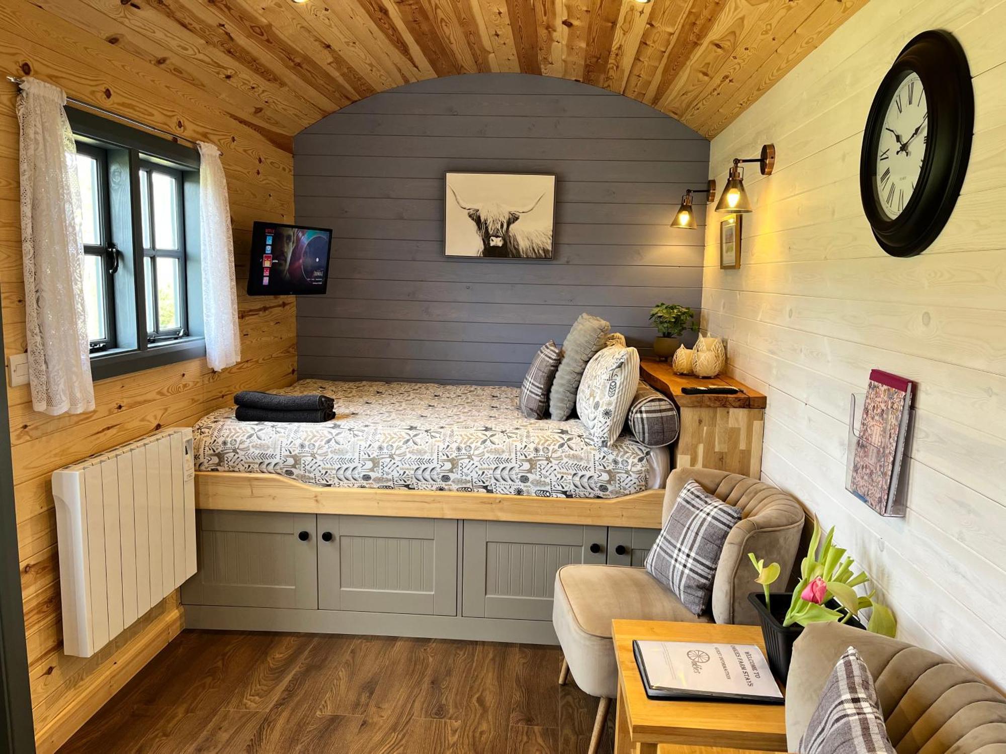 Oakies Farm Stays แลนโดเวรี ภายนอก รูปภาพ
